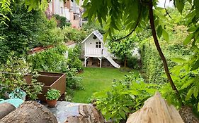 Calm, green&birdsong